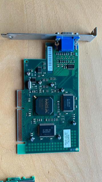 Matrox G100 AGP VGA videokaart beschikbaar voor biedingen