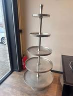 Grote metalen etagère, Ophalen, Zo goed als nieuw