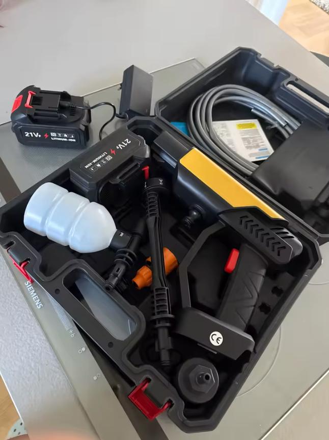 Nettoyeur haute pression sans fil 70 BAR – 2 batteries, Jardin & Terrasse, Nettoyeurs haute pression, Neuf, Électrique, Avec pression d'eau réglable