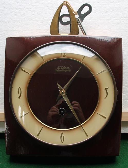 Retro wandklok Elka Schwebegang, jaren '60, Maison & Meubles, Accessoires pour la Maison | Horloges, Utilisé, Horloge murale, Enlèvement ou Envoi