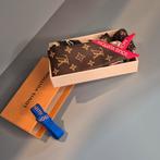 Louis Vuitton - BB Monogram Forever roze hoofdband - zwart, Verzenden, Zo goed als nieuw