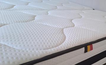 matras 70x200cm (2 stuks) beschikbaar voor biedingen