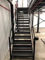Escalier métallique industriel intérieur extérieur, Comme neuf, Enlèvement, Escalier, 2 à 4 mètres