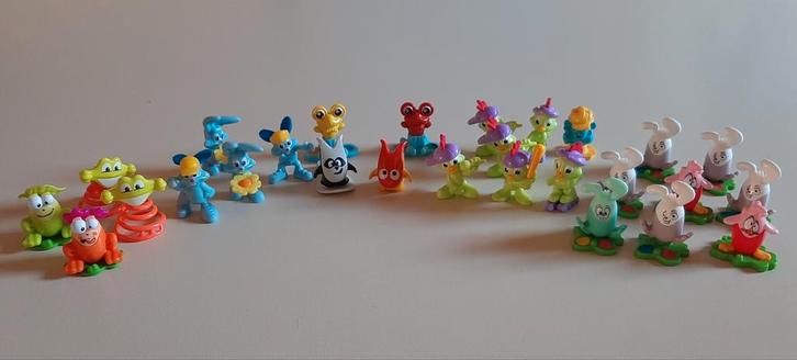 27 Kindersurprise figuurtjes, Verzamelen, Verrassingseieren, Zo goed als nieuw, Hardplasticfiguren, Ophalen of Verzenden