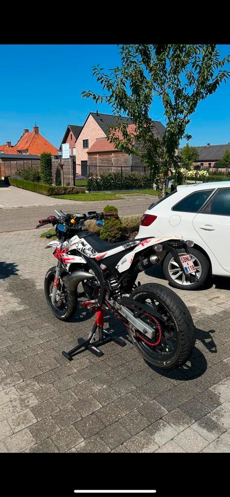 Derbi senda drd, Fietsen en Brommers, Brommers | Derbi, Zo goed als nieuw, Ophalen