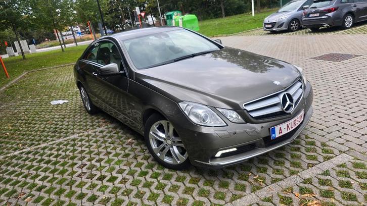 Mercedes-Benz Classe E Coupé E350 CDI - V6 - Automatique, Autos, Mercedes-Benz, Particulier, Classe E, ABS, Airbags, Air conditionné