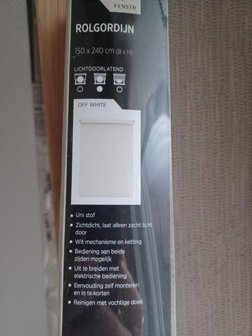Nieuw rolgordijn 150 x 240 beschikbaar voor biedingen