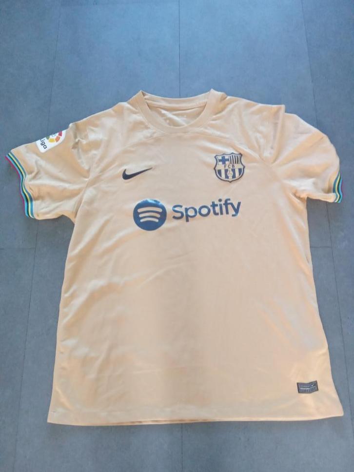 Zo goed als nieuw FC Barcelona shirt in de maat XL, Verzamelen, Sportartikelen en Voetbal, Zo goed als nieuw, Shirt, Ophalen of Verzenden