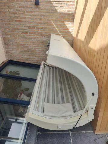 Zonnebank  beschikbaar voor biedingen