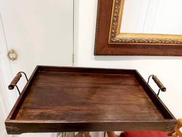 Sturdy Tea Tray with Iron Handles beschikbaar voor biedingen
