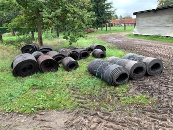 rubbermatten op rol 10 meter lengte beschikbaar voor biedingen