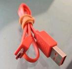 Petit cable  usb - micro usb  jbl  couleur orange  occasion.