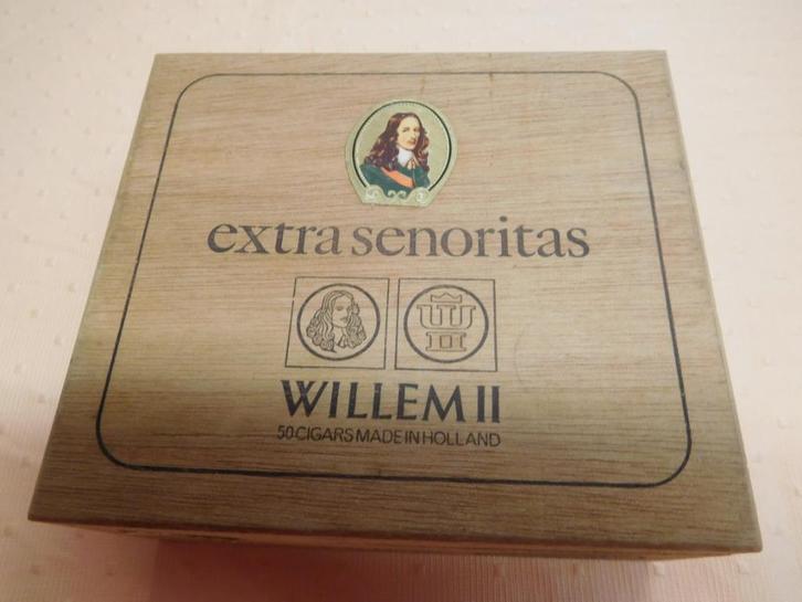 2 Willem II sigarenkistjes, Verzamelen, Rookartikelen, Aanstekers en Luciferdoosjes, Zo goed als nieuw, Ophalen of Verzenden