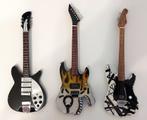 Collection de guitares miniatures 49 pièces + 4 supports, Musique & Instruments, Musiques & Instruments Autre, Enlèvement ou Envoi