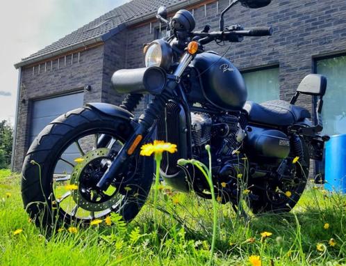 Hyusung Bobber 125cc, Motoren, Motoren | Hyosung, Particulier, Chopper, 11 kW of minder, 2 cilinders, Sportuitlaat, Ophalen