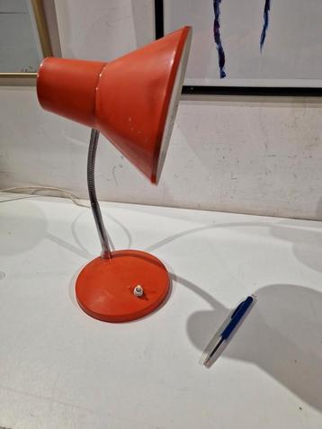  Flexibele vintage oranje bureaulamp ,  retro  beschikbaar voor biedingen