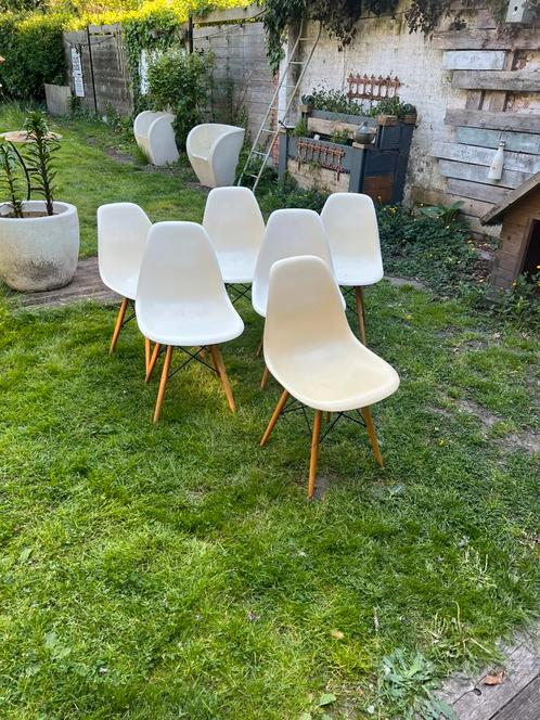 Stoelen Eames look alike, 6 stuks, Huis en Inrichting, Stoelen, Gebruikt, Vijf, Zes of meer stoelen, Hout, Kunststof, Wit, Ophalen