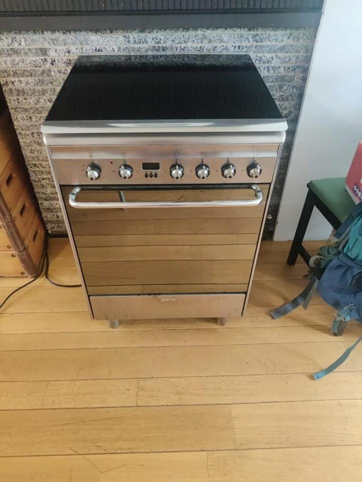 Gasfornuis vrijstaand SMEG, Maison & Meubles, Cuisine | Éléments de cuisine, Utilisé, Moins de 100 cm, 50 à 100 cm, 75 cm ou plus