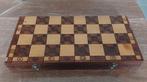 Houten schaakspel in houten koffer/speelbord., Hobby en Vrije tijd, Een of twee spelers, Ophalen, Gebruikt