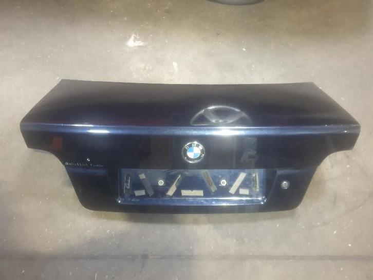 HAYON ARRIÈRE / MALLE BMW 5 serie (E39) (01-1995/12-2004), Autos : Pièces & Accessoires, Carrosserie & Tôlerie, Haillon arrière