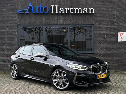 BMW M135i 1-serie xDrive High Executive Edition Pano | Harma, Auto's, BMW, Bedrijf, 4x4, ABS, Airbags, Alarm, Boordcomputer, Centrale vergrendeling