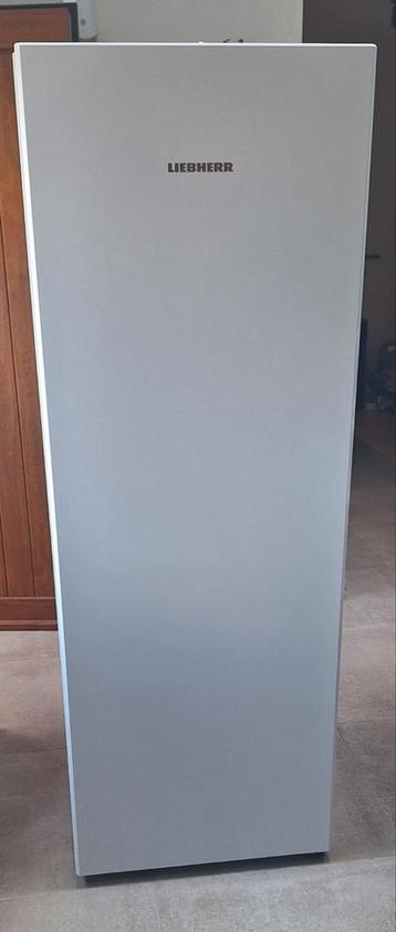 Te koop: diepvrieskast Liebherr, zo goed als nieuw!, Elektronische apparatuur, Vriezers en Diepvrieskisten, 160 cm of meer, Zo goed als nieuw