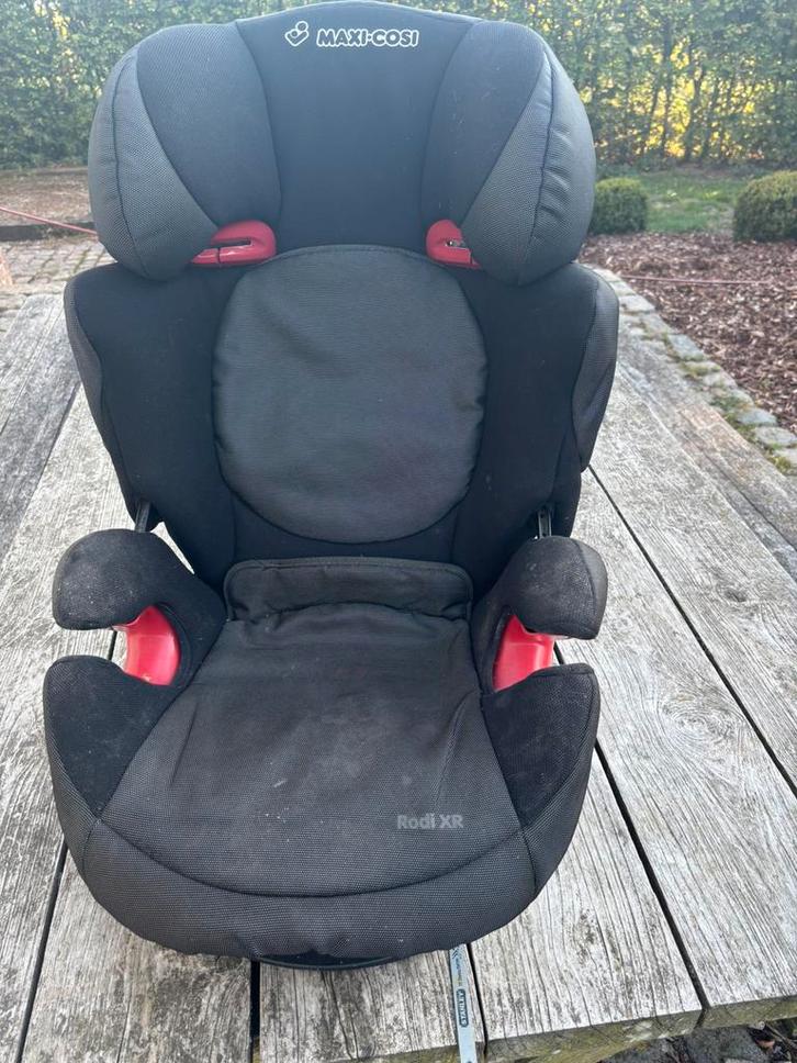 Autostoel Maxi -Cosi 9 tot 36kg, Kinderen en Baby's, Autostoeltjes, Zo goed als nieuw, Maxi-Cosi, 9 t/m 36 kg, Autogordel, Afneembare rugleuning