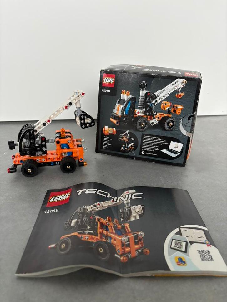 Lego Technics - 42088 - Hoogtewerker/Sleepwagen, Enfants & Bébés, Jouets | Duplo & Lego, Comme neuf, Lego, Enlèvement