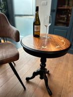 Table des vins, Antiquités & Art, Antiquités | Meubles | Tables, Enlèvement ou Envoi