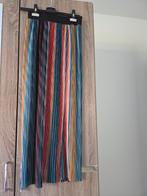 Mooie veelkleurige lange rok maat medium nieuwstaat, Kleding | Dames, Rokken, Overige kleuren, Nieuw, Ophalen of Verzenden, Onder de knie