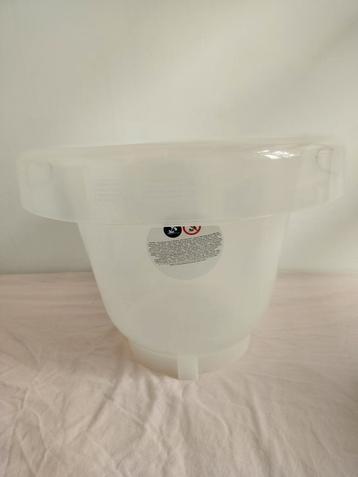 TummyTub beschikbaar voor biedingen