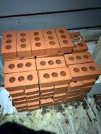 77 briques ordinaires 3 trous pour 20€, Bricolage & Construction, Briques, Enlèvement, Comme neuf, Briques