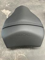Passagiersstoel voor Ducati 1198S, Ophalen