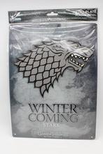 Stark - Winter Is Coming - Metalen Plaat - Game of Thrones, Verzamelen, Nieuw, Overige typen, Tv, Ophalen of Verzenden