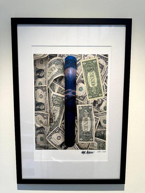 Karl Lagasse “The One Dollar” Blue, Antiquités & Art, Art | Objets design, Enlèvement