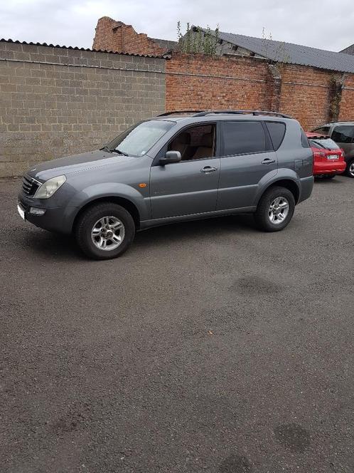 ssangyong rexton 2.9td pour pièce ( lire description)  3000€, Auto's, SsangYong, Particulier, Rexton, 4x4, Diesel, Ophalen