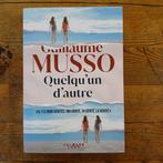 Guillaume Musso - Quelqu'un d'autre - Livre Broché, Livres, Comme neuf, Guillaume Musso, Enlèvement