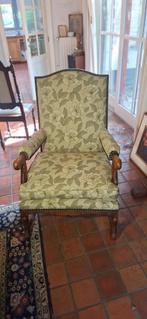 Groene bloemen fauteuil, Ophalen