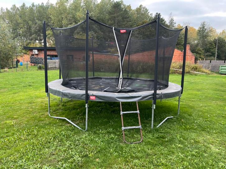 BERG Champion 430 trampoline, Kinderen en Baby's, Speelgoed | Buiten | Trampolines, Zo goed als nieuw, Ophalen