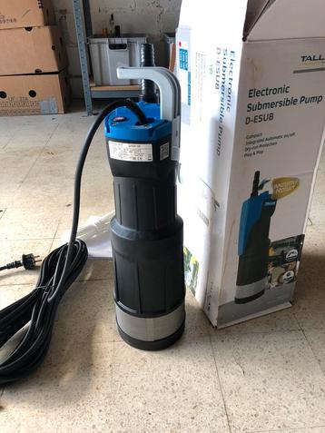 Waterpomp Tallas D-ESUB 1200 NIEUW! beschikbaar voor biedingen