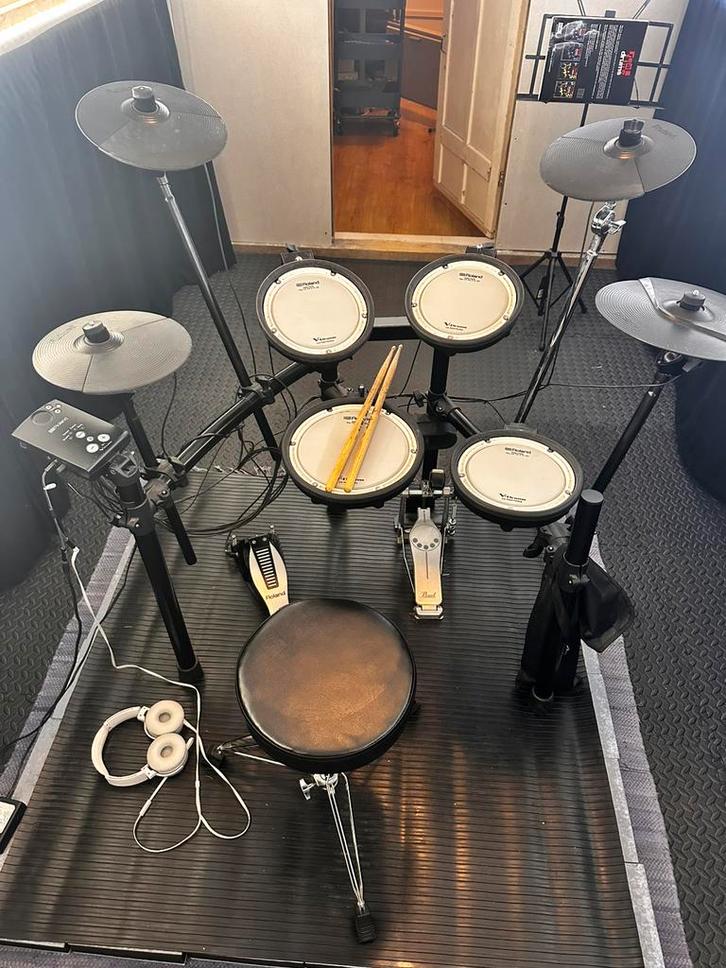 Roland TD-1 elektronische drum+ extra’s, Muziek en Instrumenten, Drumstellen en Slagwerk, Zo goed als nieuw, Roland, Ophalen