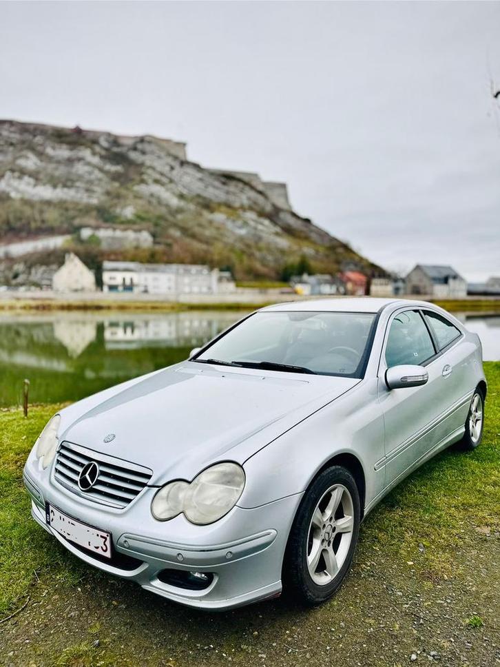 PRÊT A IMMATRICULER 139.000km tres bon état C160 essence, Auto's, Mercedes-Benz, Particulier, C-Klasse, ABS, Adaptive Cruise Control