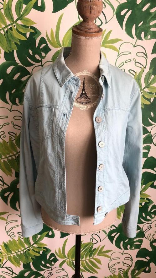 prachtig zomerjasje Armani Jeans 40, Kleding | Dames, Jasjes, Kostuums en Pakken, Zo goed als nieuw, Jasje, Maat 38/40 (M), Blauw
