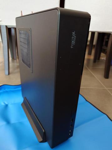 HTPC systeem 11.0L met Ryzen 5600G, GTX 1650 beschikbaar voor biedingen