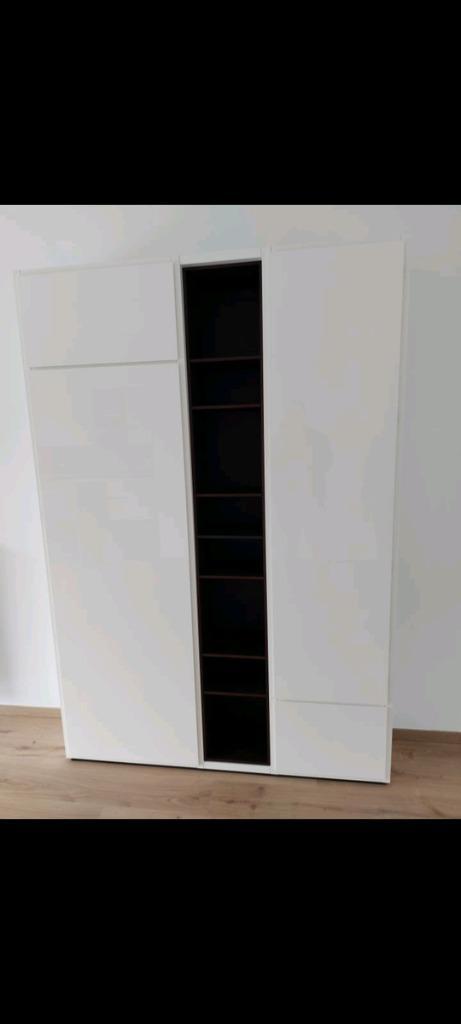 Kast met luxe uitstraling, Huis en Inrichting, Kasten | Wandmeubels, Zo goed als nieuw, 200 cm of meer, 150 tot 200 cm, 25 tot 50 cm
