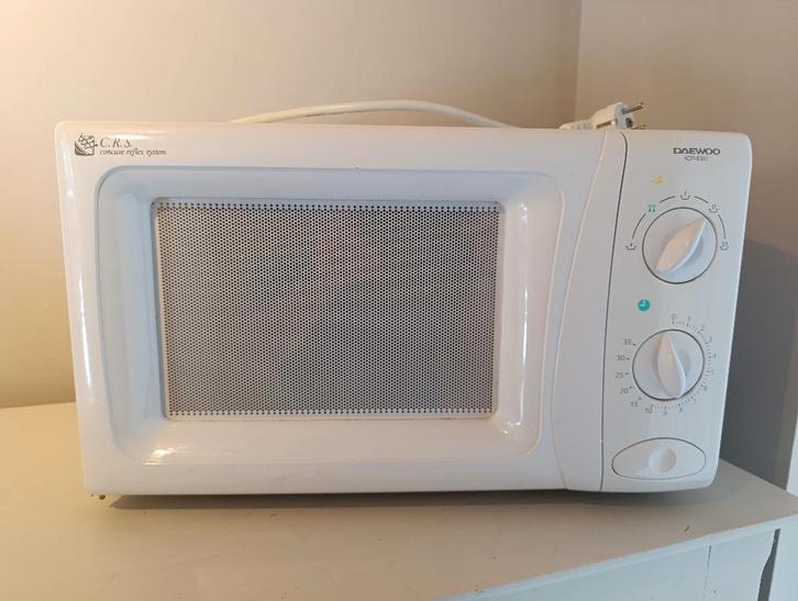 Micro-ondes Daewoo, Electroménager, Micro-ondes, Utilisé, À Poser, Plaque tournante, Enlèvement