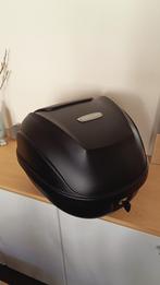 Piaggio Liberty 32L topkoffer + montageplaat top box, Motoren, Accessoires | Koffers en Tassen, Ophalen of Verzenden, Zo goed als nieuw