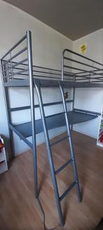 Structure lit mezzanine couleur argent et plateau de table, Ophalen, Zo goed als nieuw, Hoogslaper