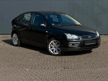 Ford focus titanium benzine met keuring en garantie 