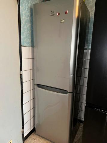Frigo in goede staat beschikbaar voor biedingen